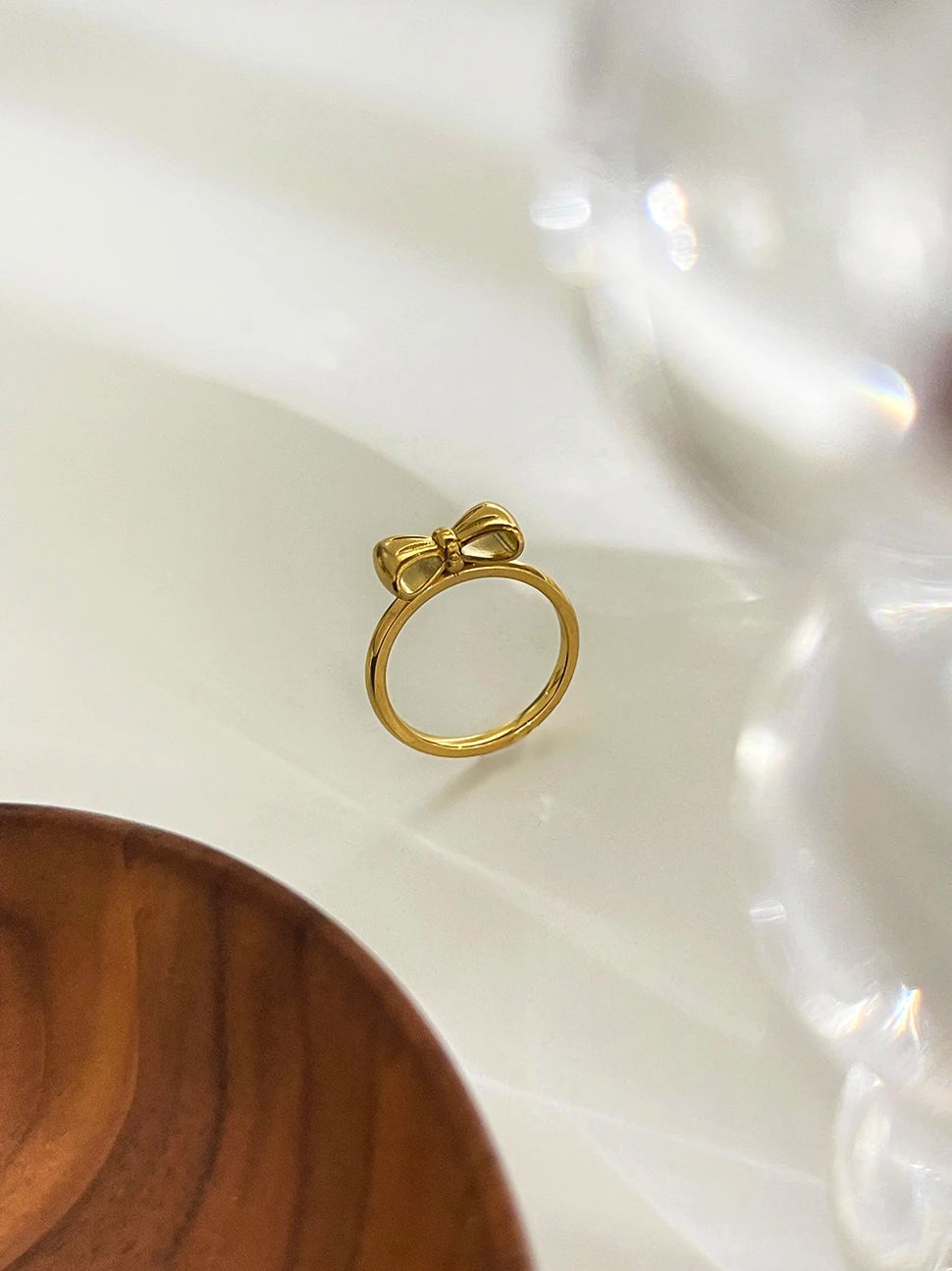 Anel Laço Delicado com Banho Ouro 18K