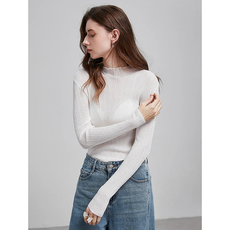 Blusa Feminina de Linho com Gola Alta e Babados