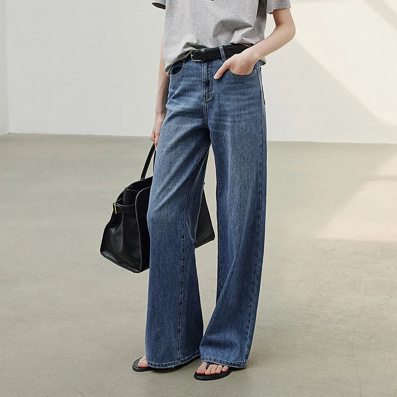 Calça Jeans Feminina Reta Cropped com Elastano
