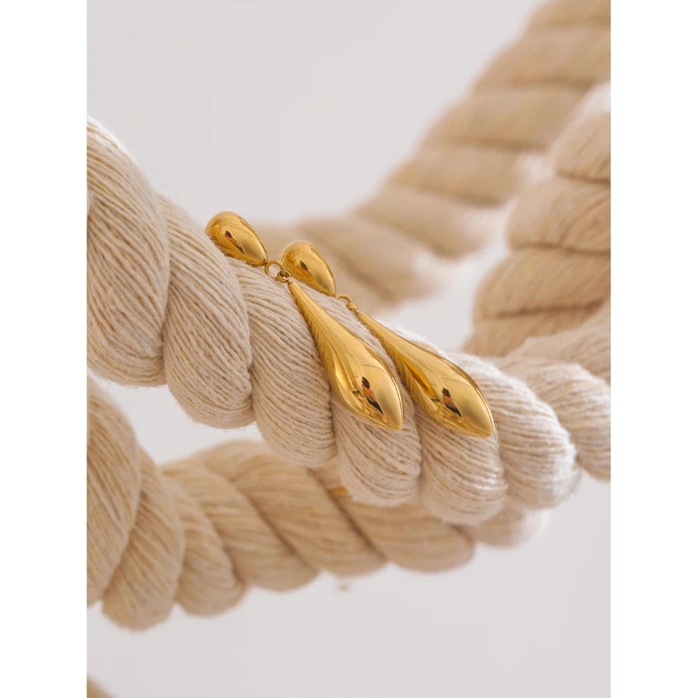 Brinco Feminino Gota Marcante Aço Inoxidável