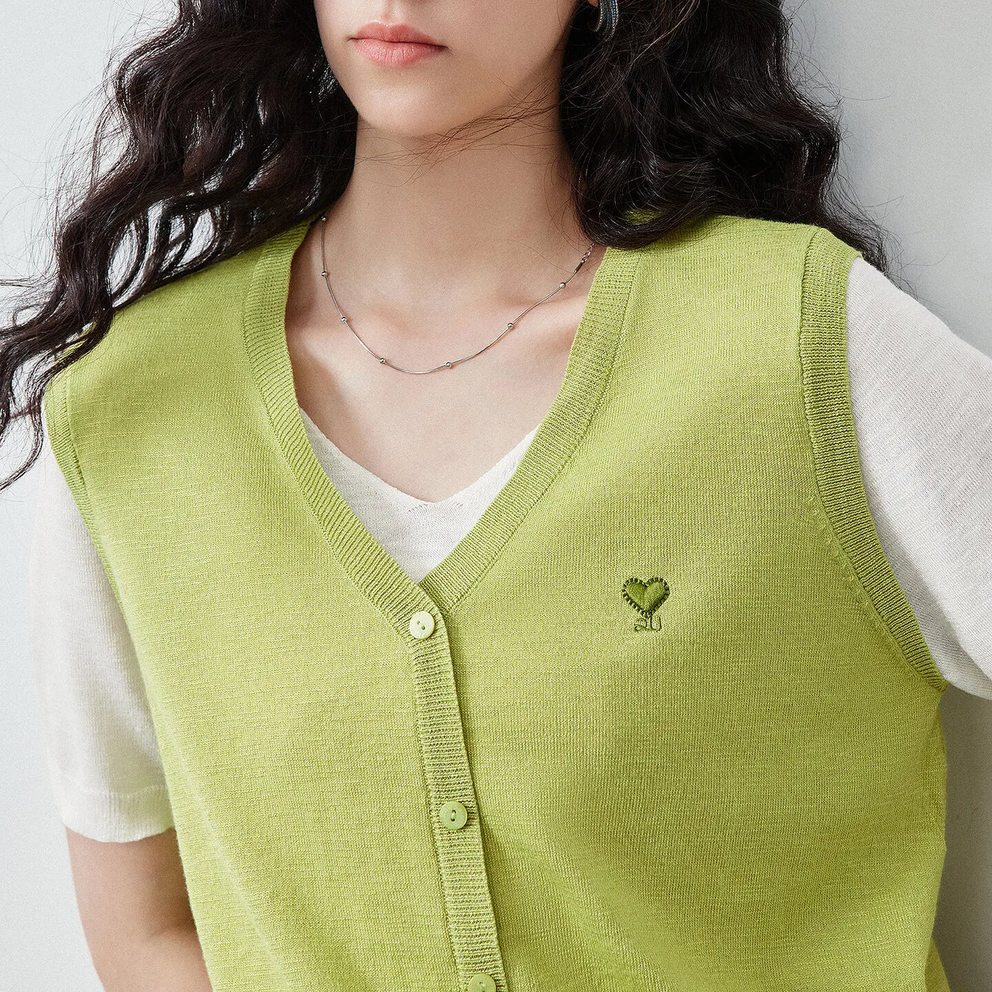 Blusa Feminina de Tricô com Decote V e Efeito Duas Peças