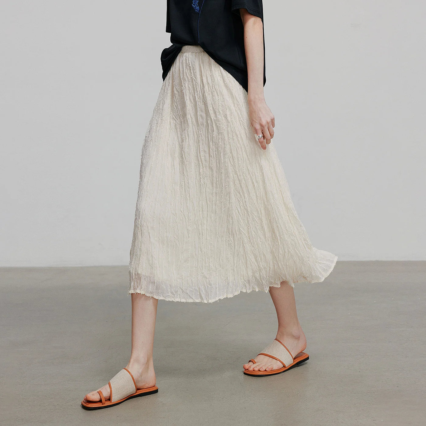 Saia Midi Feminina com Cós Elástico Evasê