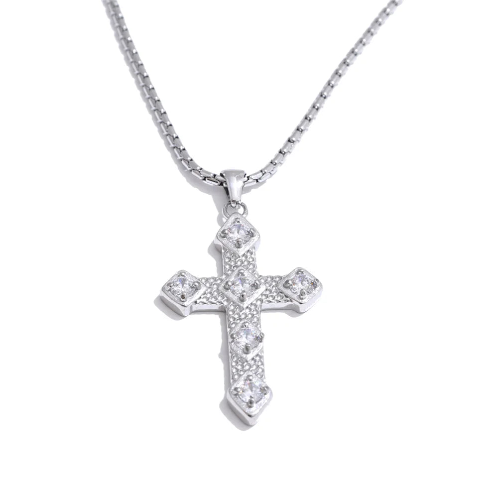 Colar Feminino Cruz com Zircônia em Aço Inoxidável 3 Prata