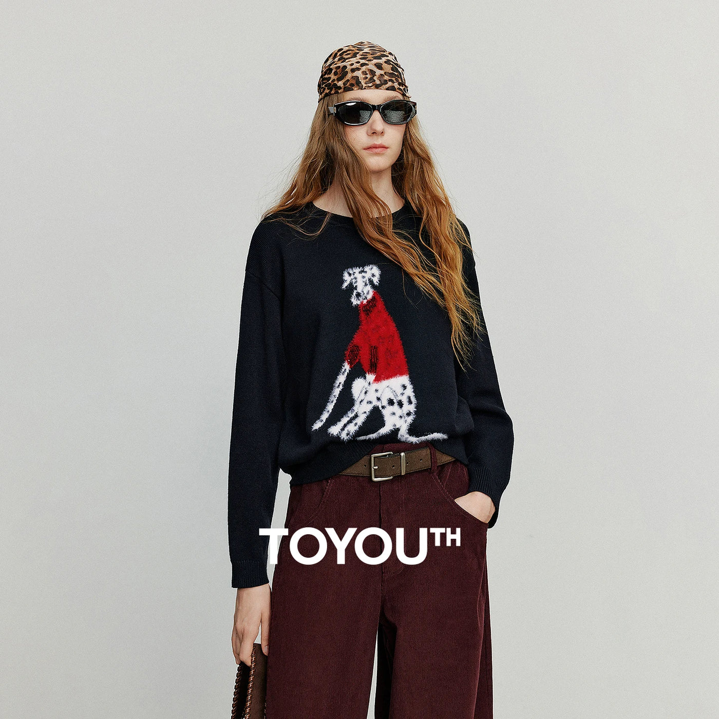 Suéter Feminino com Jacquard de Cachorro e Toque Macio