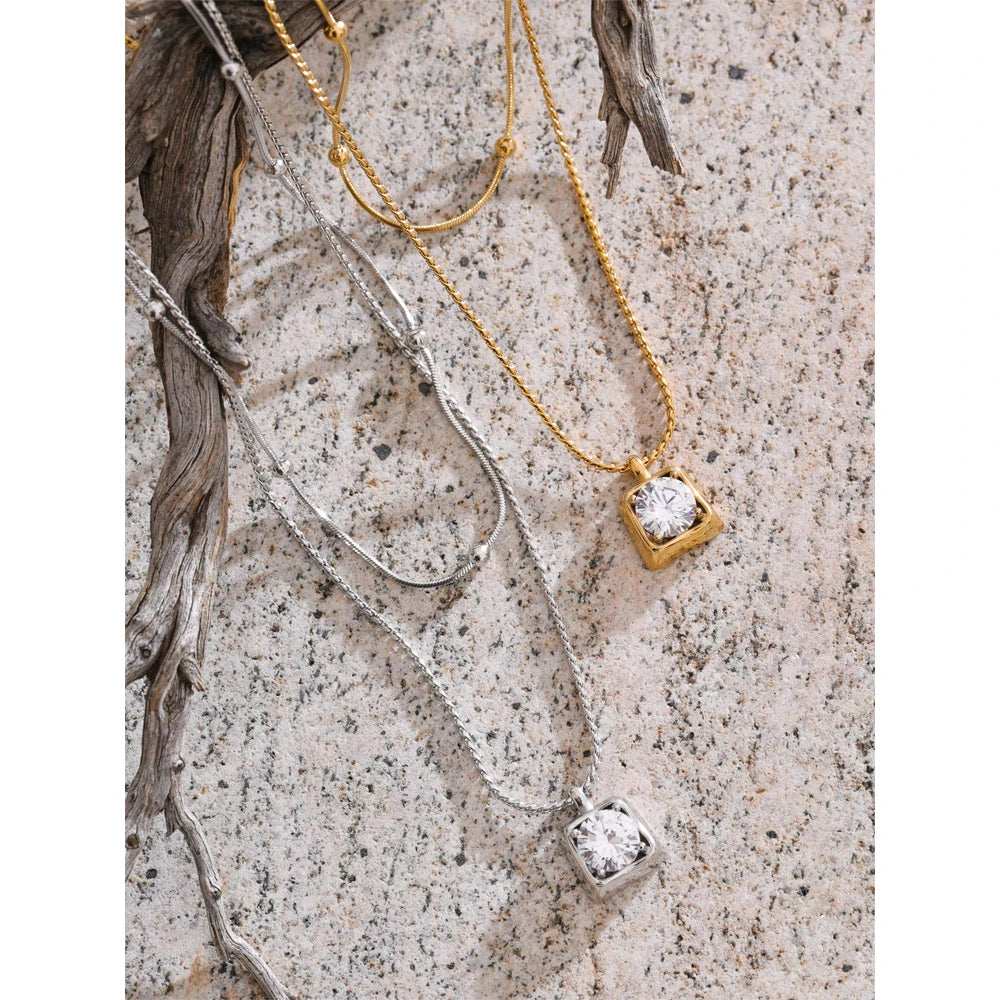 Colar Feminino de Camadas Gota com Zircônia em Aço Inoxidável 5
