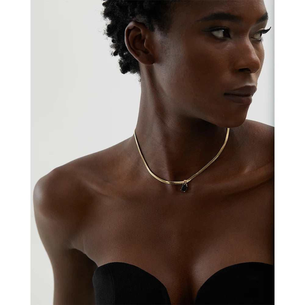 Colar Feminino Quadrado com Zircônia em Aço Inoxidável 3