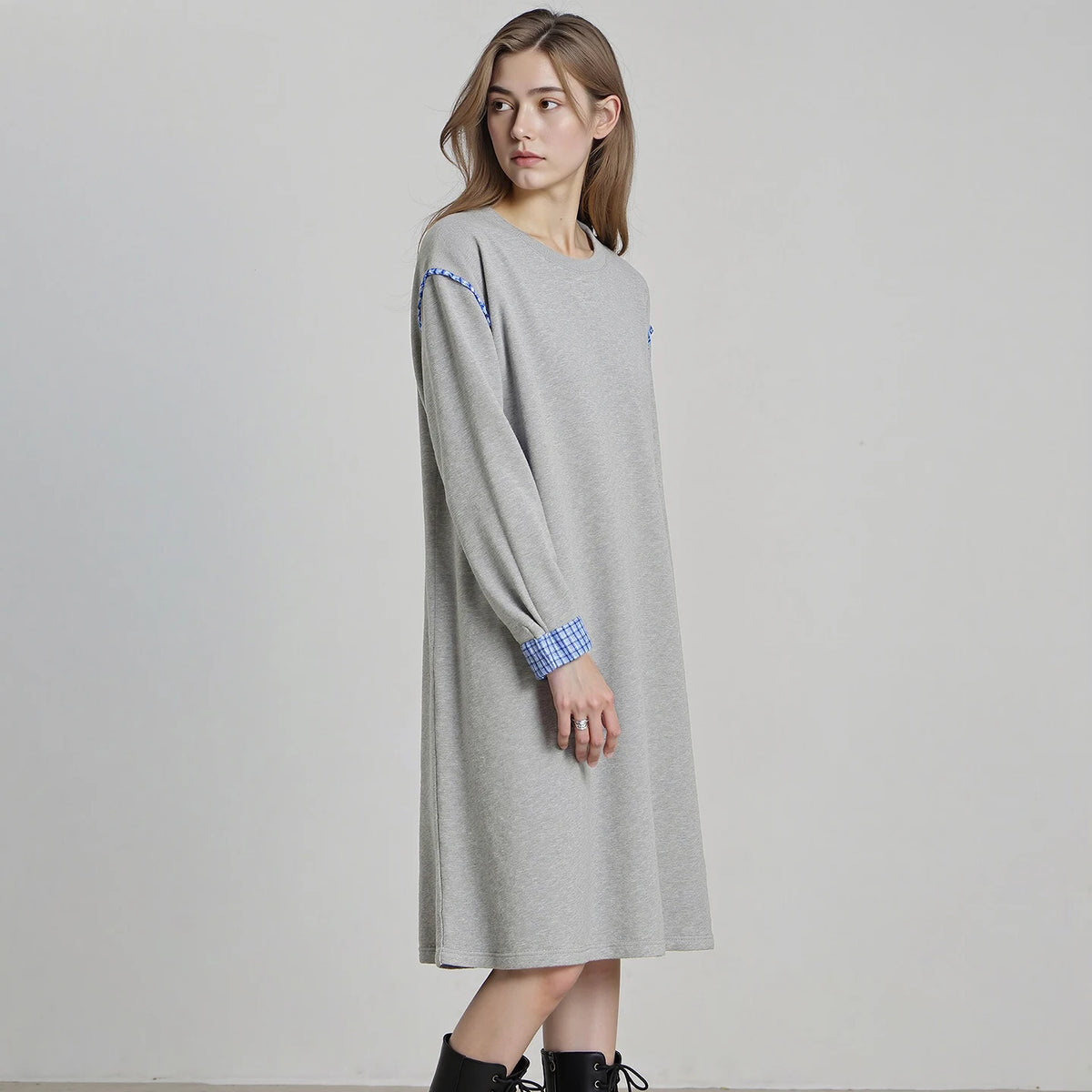Vestido Moletom Midi Cinza com Xadrez e Forro Quente