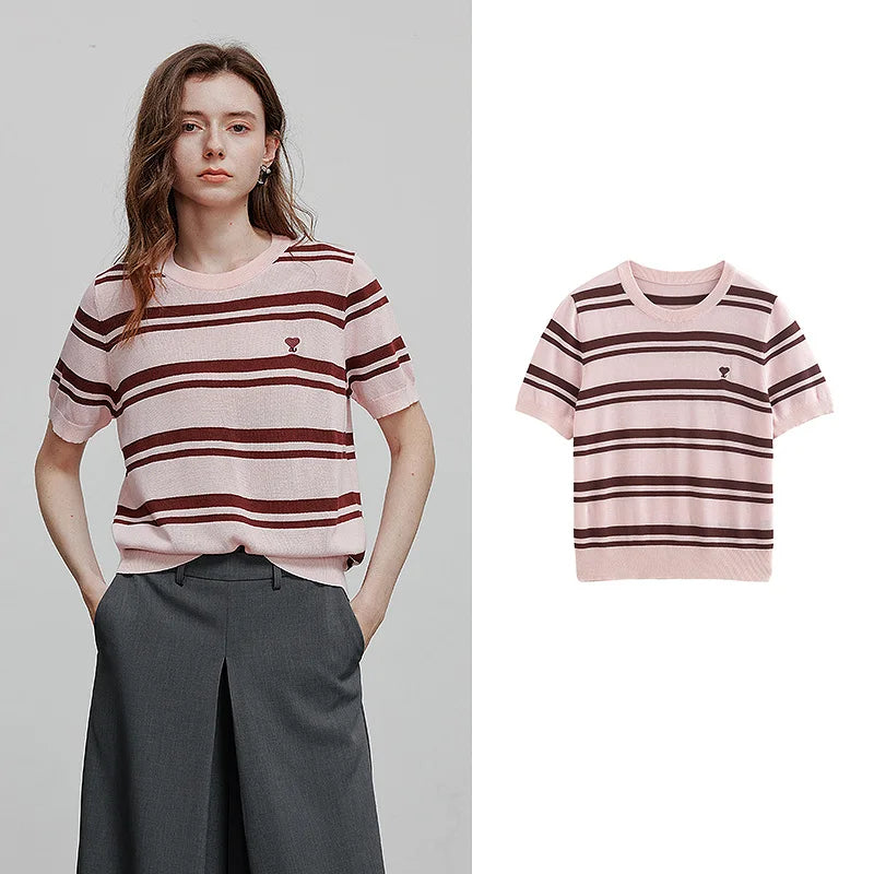 Blusa Feminina de Tricô Listrada com Bordado