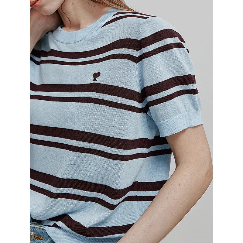 Blusa Feminina de Tricô Listrada com Bordado