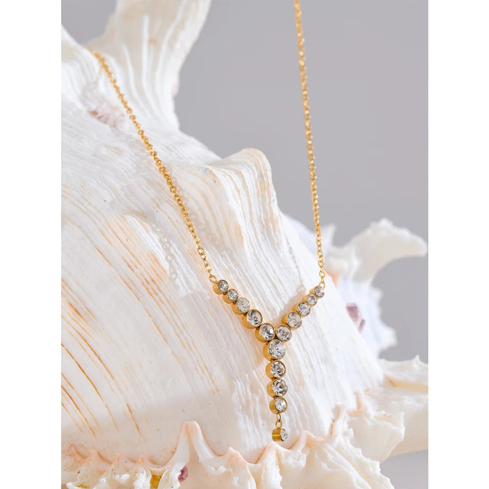Colar Feminino em Y Gota com Zircônia em Aço Inoxidável