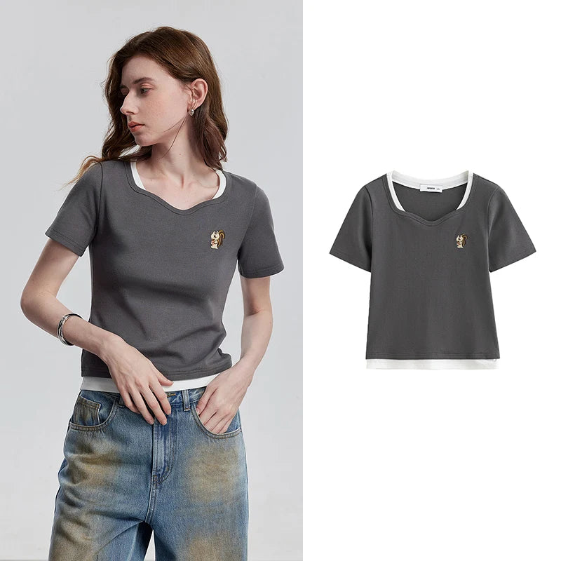 Camiseta Feminina Efeito Duas Peças Manga Curta