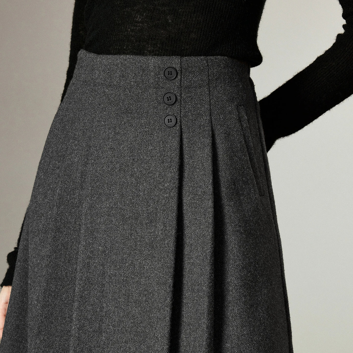 Saia Midi Feminina Plissada de Inverno
