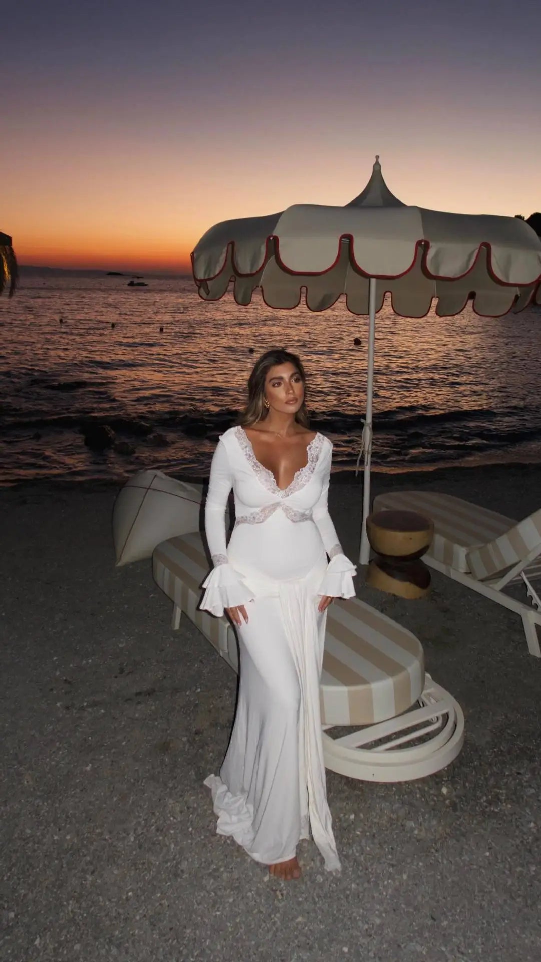 Elegant Curvy White Long Sleeve Dress Women's Sexy V Neck Lace Backless Maxi Dresses Winter Autumn Evening Female Clothing 2026
