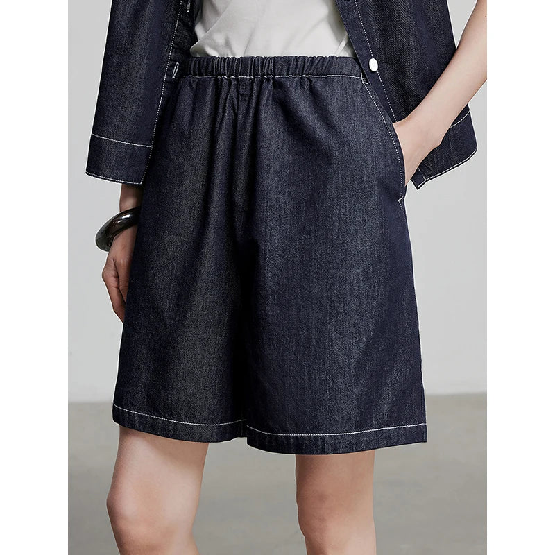 Shorts Jeans Feminino com Cós Elástico e Liocel