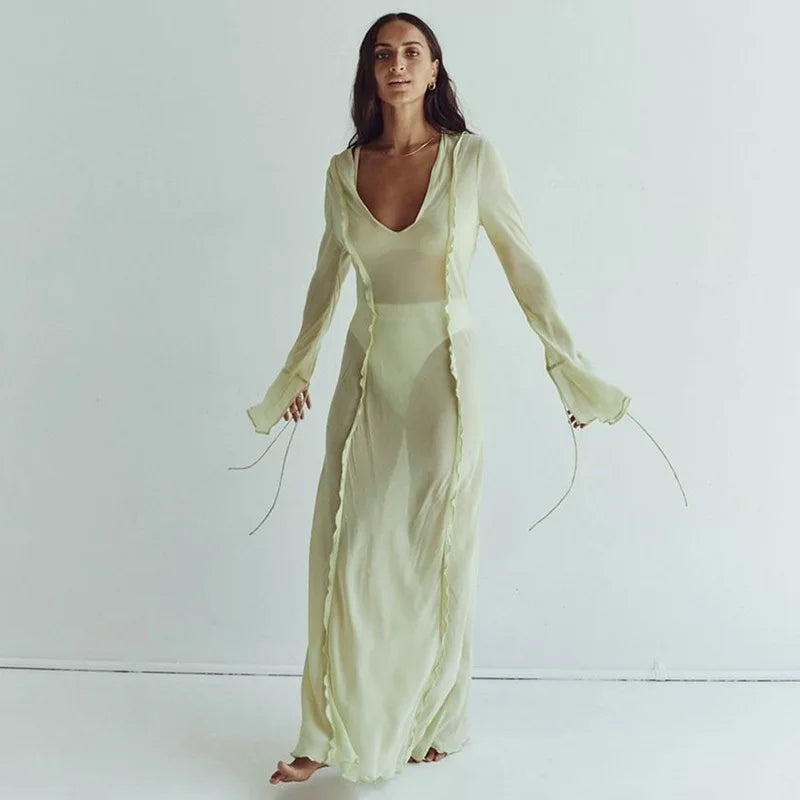 Vestido Longo Feminino de Tule Transparente com Manga Flare