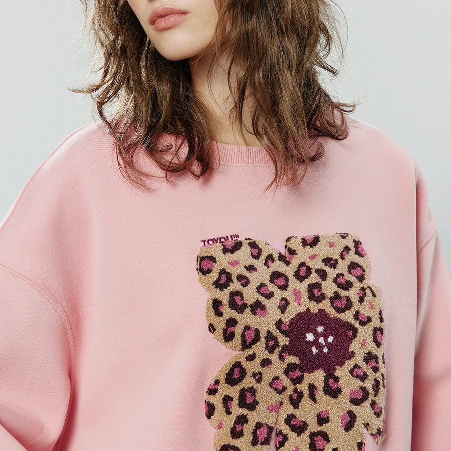 Moletom Feminino com Estampa de Leopardo e Flores Aplicadas