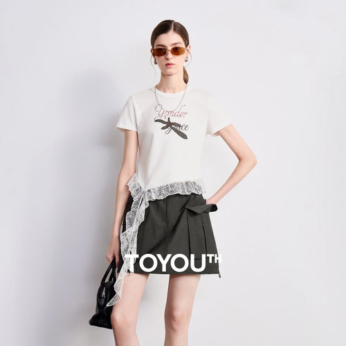 Camiseta Feminina Cropped com Renda Strass e Estampa