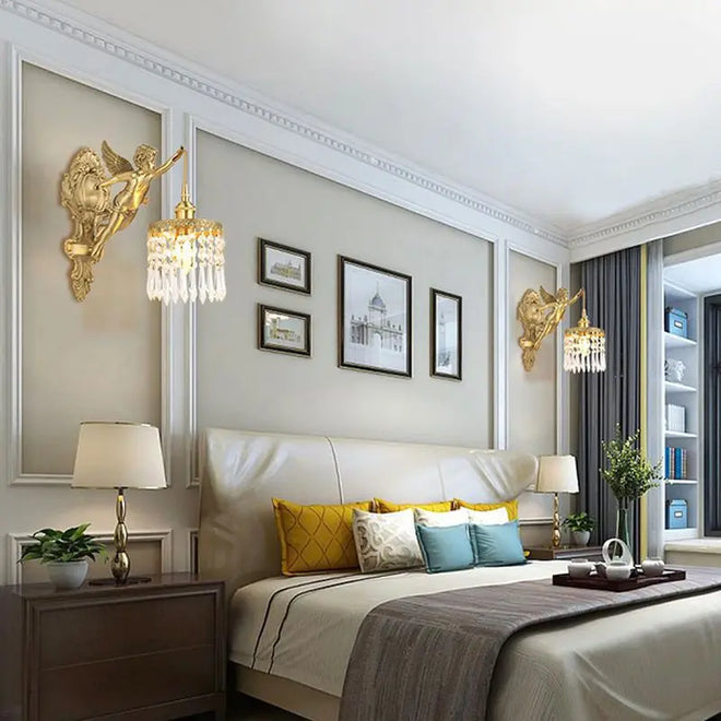 Luminária Francesa Angelical de Cristal e Bronze | Delamantina