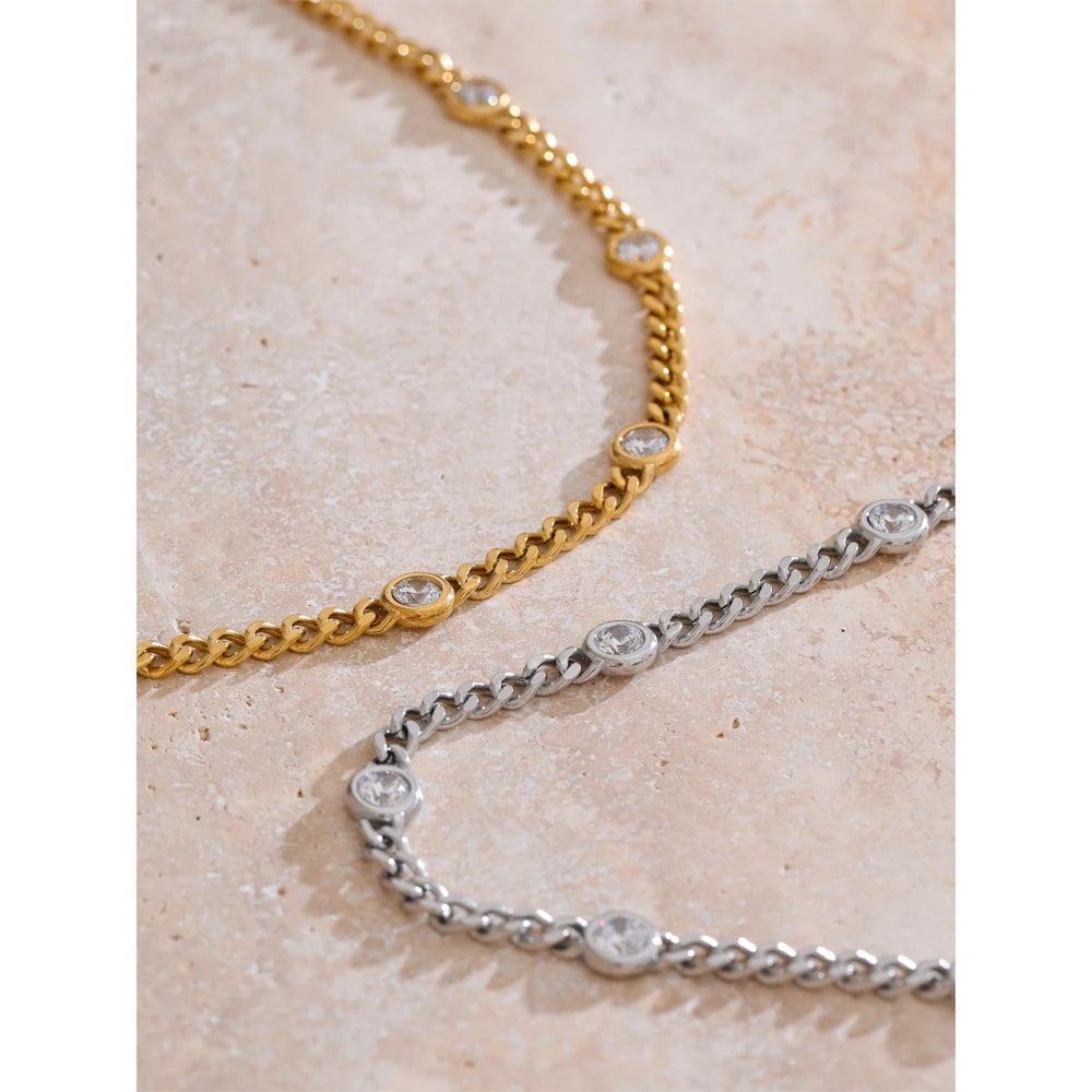 Colar Feminino Gota com Zircônia em Aço 316L