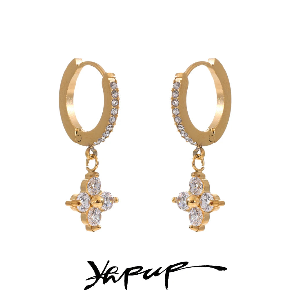 Brinco Pendente Coração e Flor com Zircônia