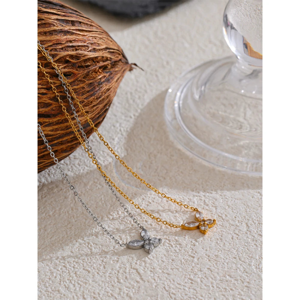 Colar Feminino Gota com Zircônia em Aço Inoxidável 11