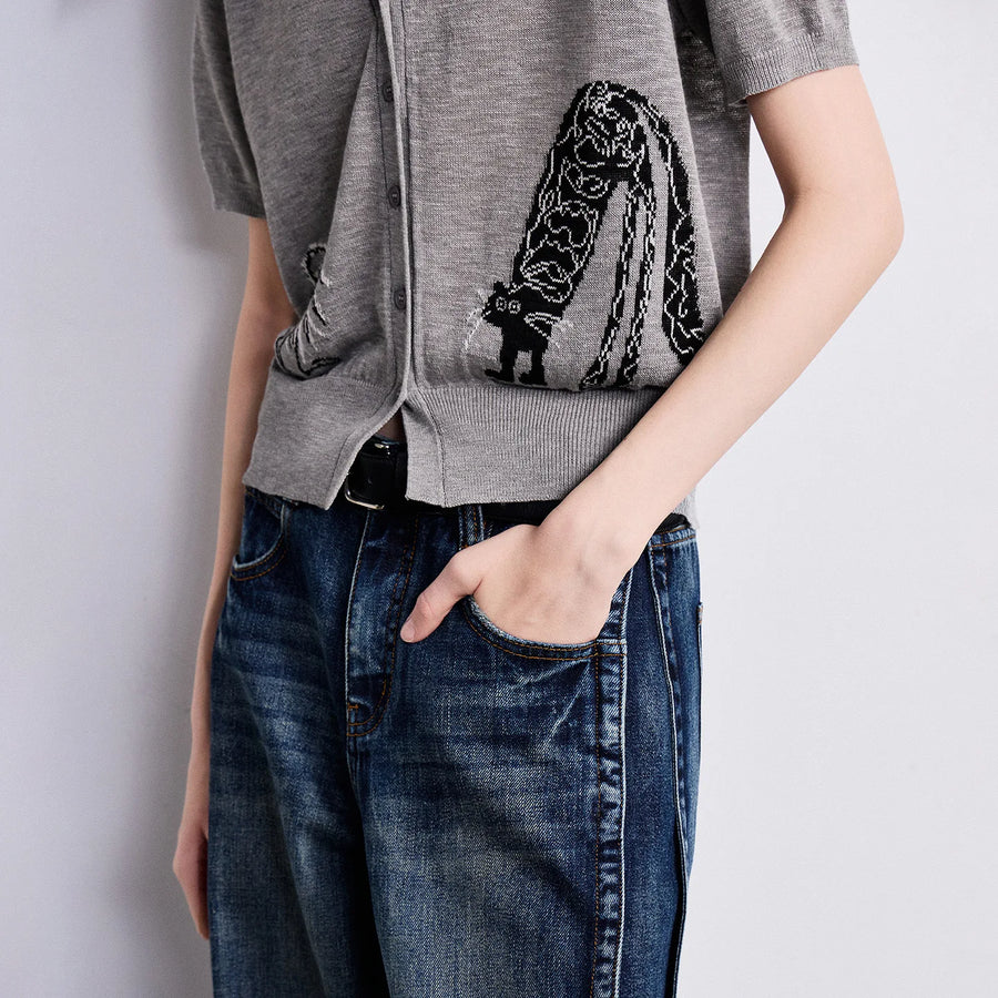 Blusa Feminina de Tricô Jacquard com Decote V e Botões