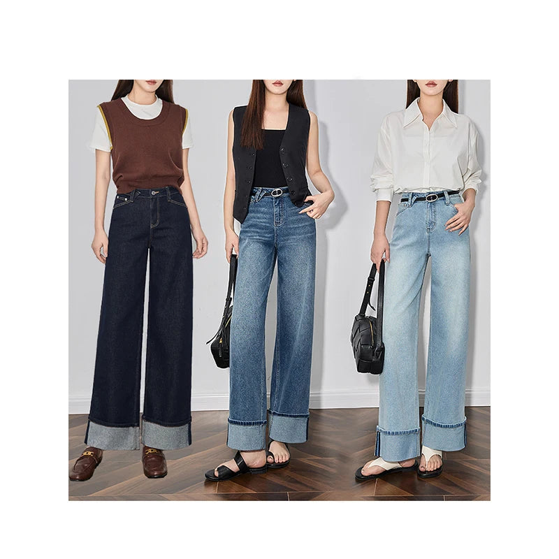 Calça Jeans Feminina Wide Leg com Barra Dobrada