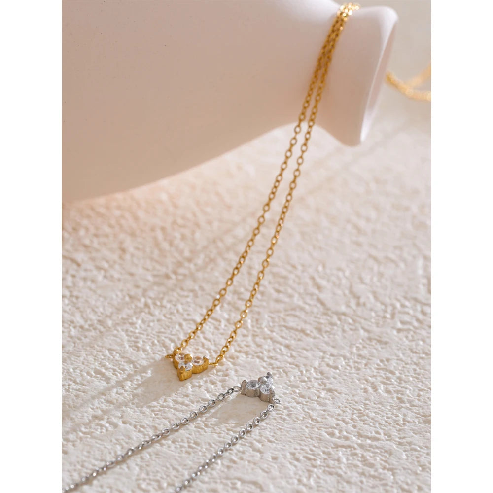 Colar Feminino Flor com Zircônia em Aço Inoxidável 2