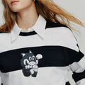 Moletom Feminino Listrado Preto e Branco com Estampa Cartoon