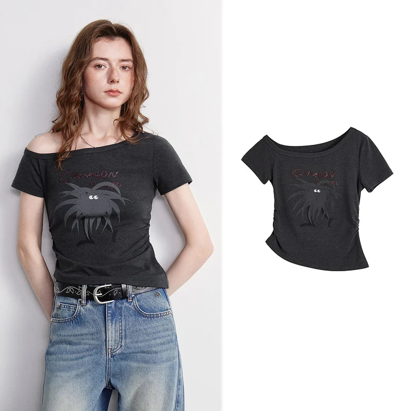 Camiseta Feminina Assimétrica Ombro a Ombro Estampada