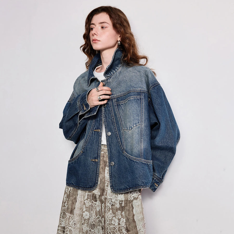 Jaqueta Jeans Feminina Cropped Destroyed com Bolsos