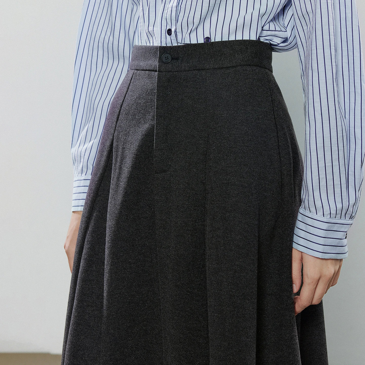 Saia Midi Feminina Assimétrica de Inverno