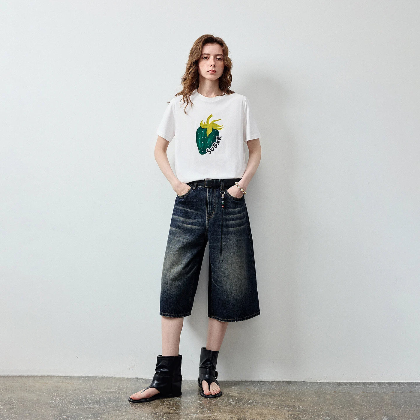 Camiseta Feminina Antibacteriana com Estampa Morango