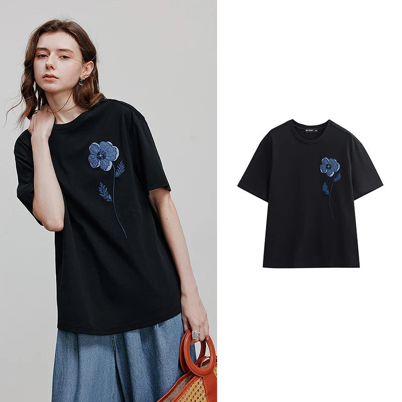 Camiseta Feminina de Algodão com Bordado Papoula Jeans