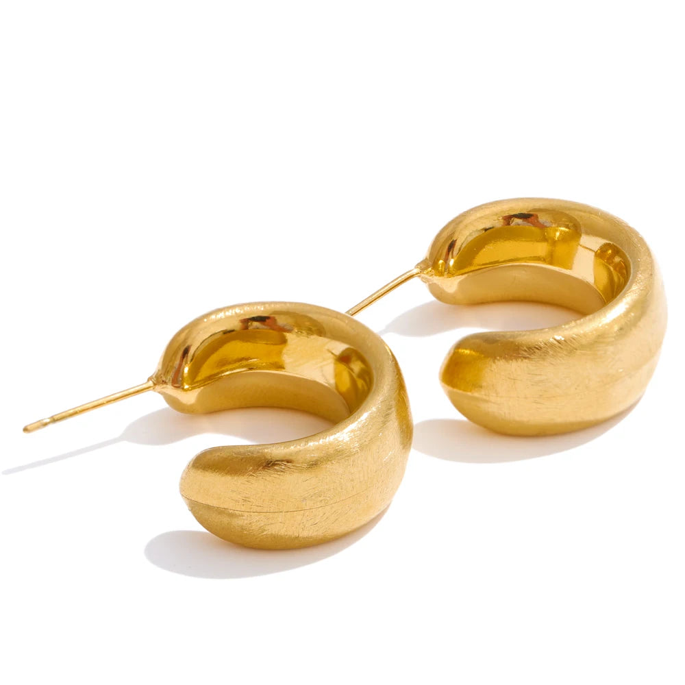 Brinco de Argola Formato C Aço Inoxidável Minimalista Ouro