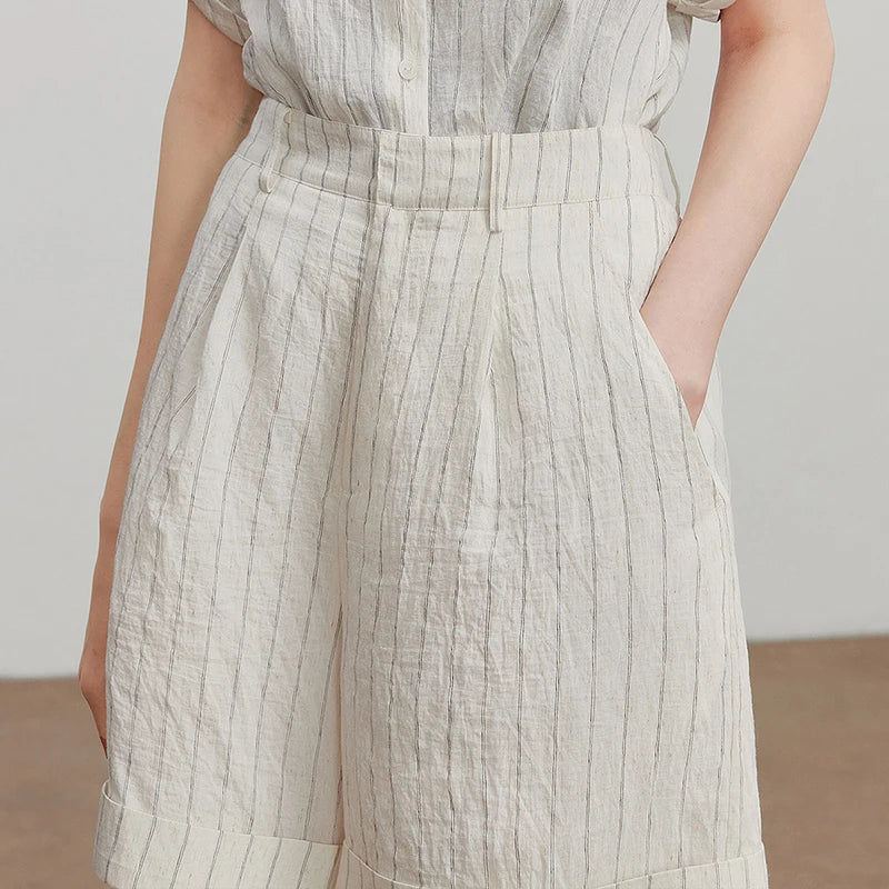 Short Saia Feminino Listrado com Cós Elástico