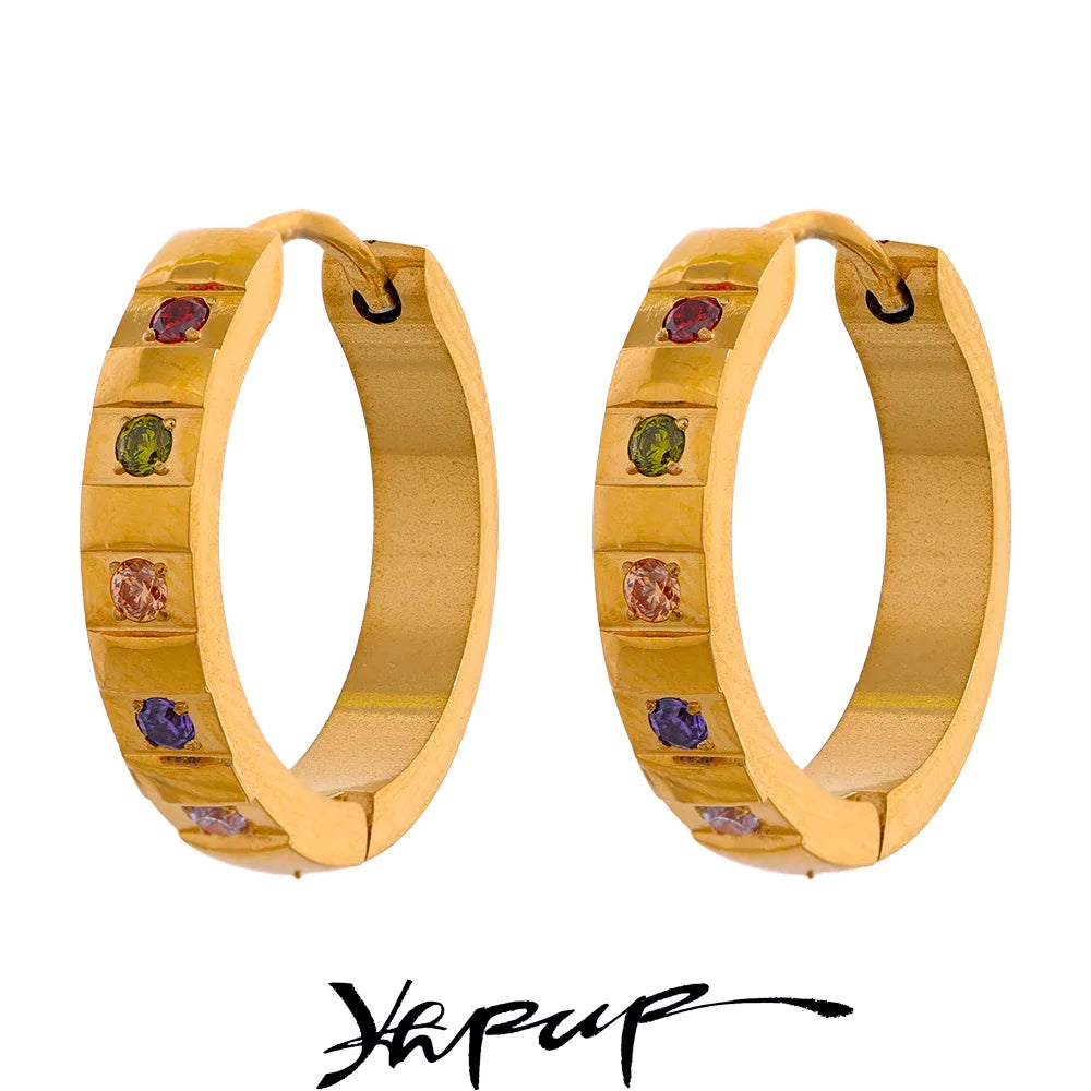 Brinco de Argola 20 mm com Zircônias Coloridas