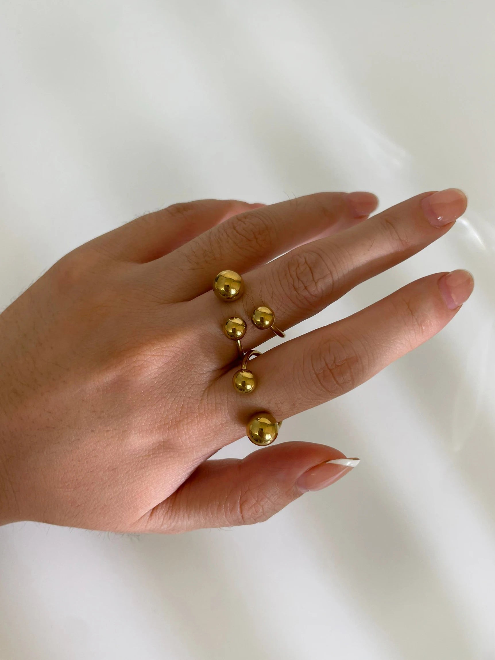 Conjunto de Anéis Abertos com Esferas em Aço Inoxidável
