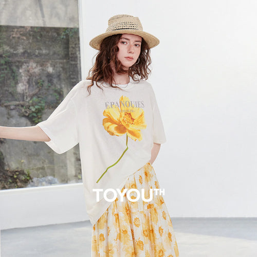 Camiseta Feminina de Linho com Estampa Floral Artística