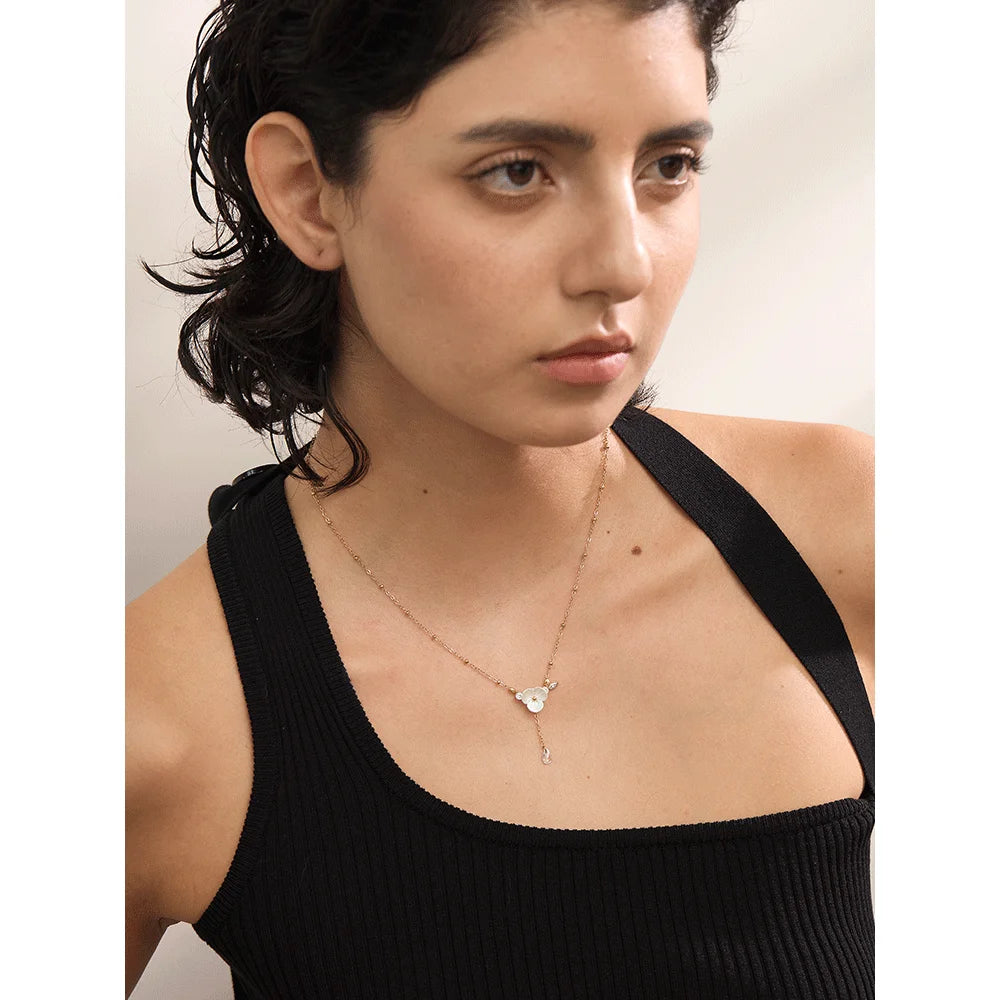 Colar Feminino Flor em Aço Inoxidável