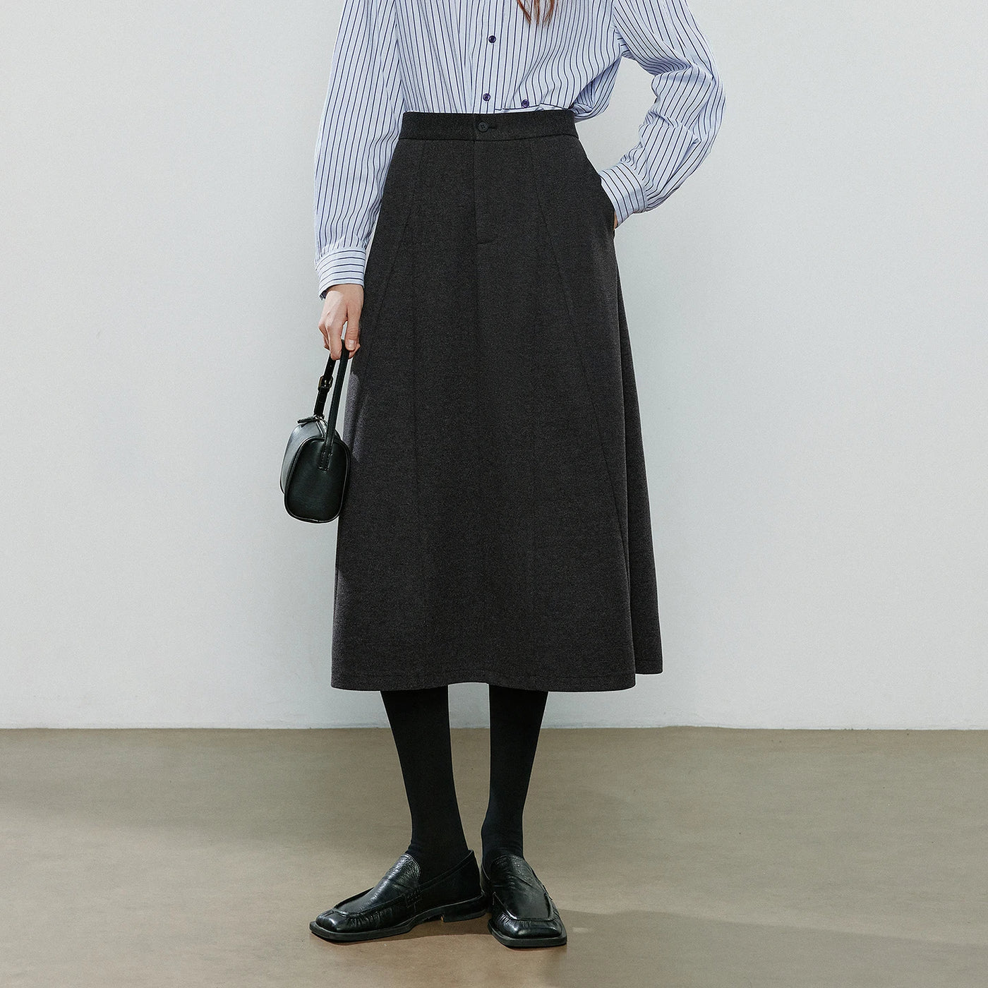 Saia Midi Feminina Assimétrica de Inverno