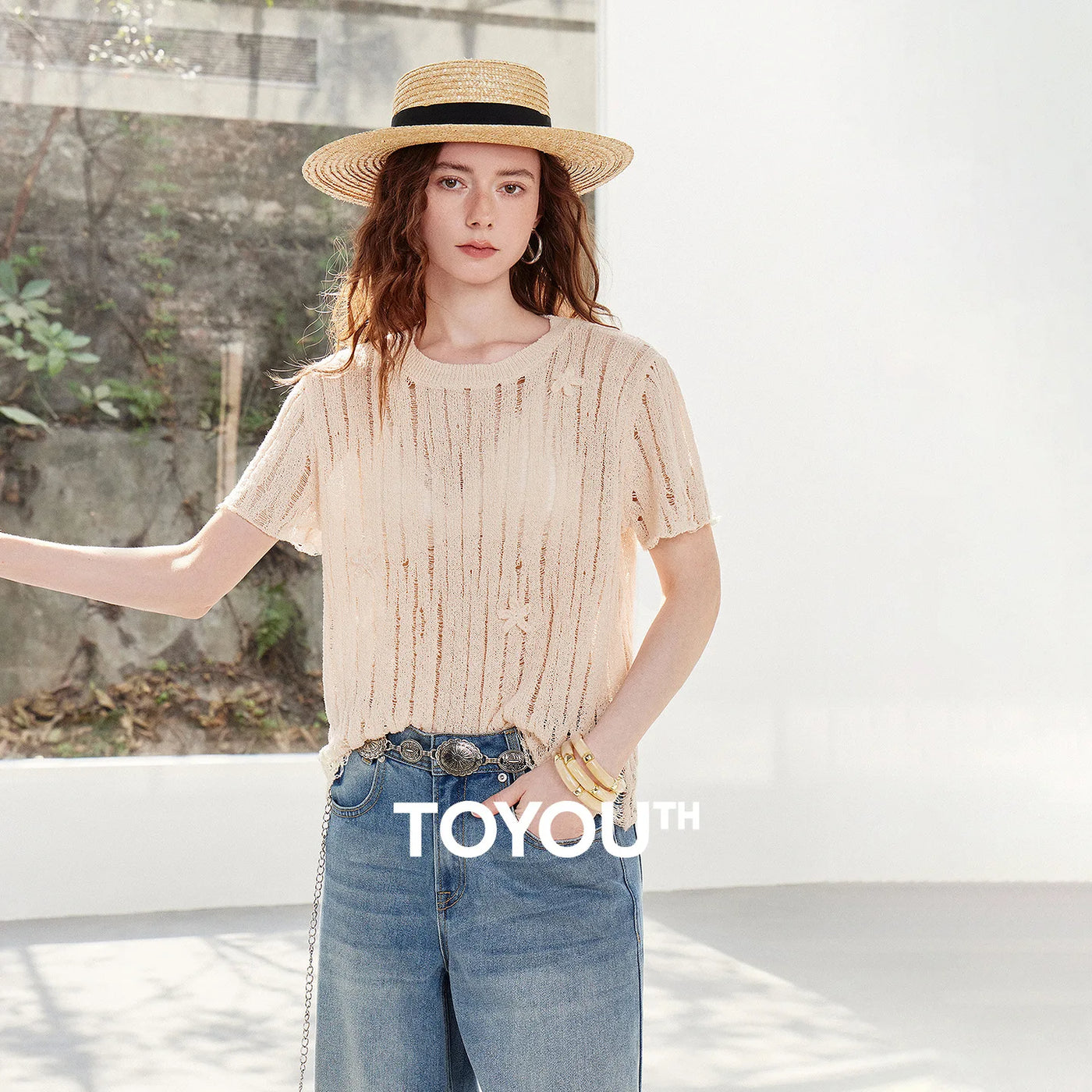 Blusa Feminina de Linho Vazado com Caimento Solto