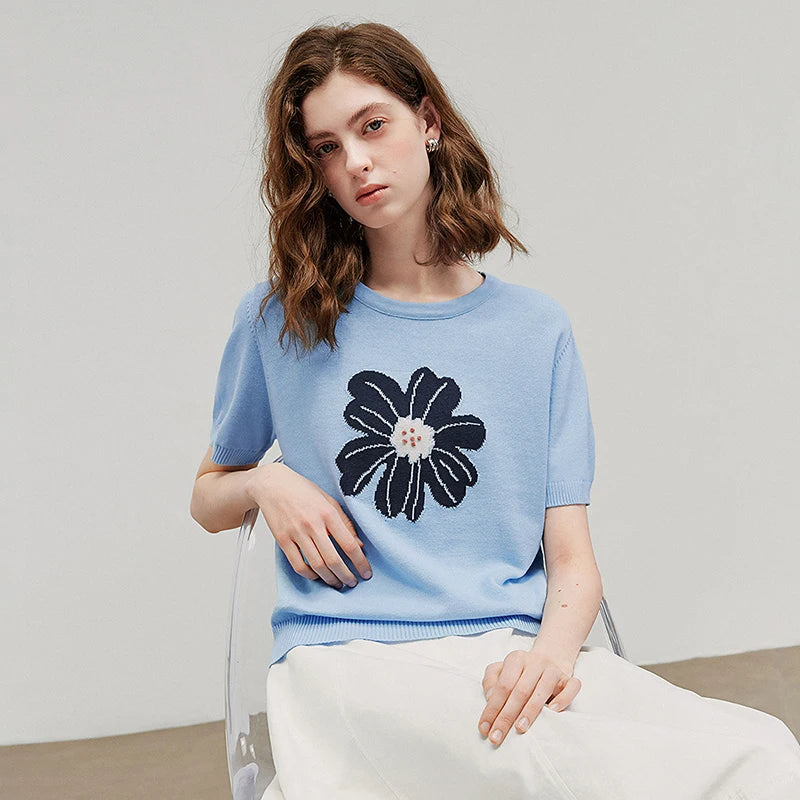 Blusa Feminina de Tricô Floral Manga Curta
