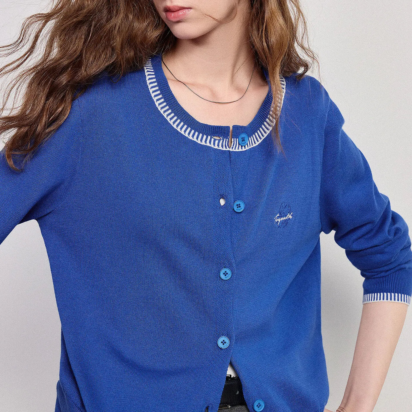 Cardigan Feminino Color Block com Gola Redonda
