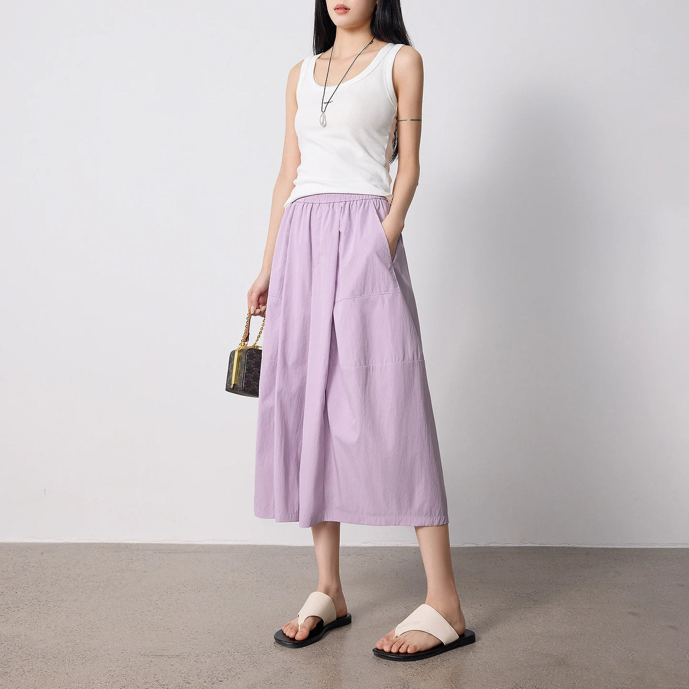 Calça Wide Leg Feminina Cropped com Fenda e Textura