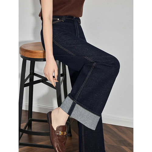 Calça Jeans Feminina Wide Leg com Barra Dobrada