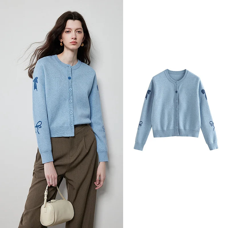 Cardigan Feminino com Jacquard de Laço e Botões