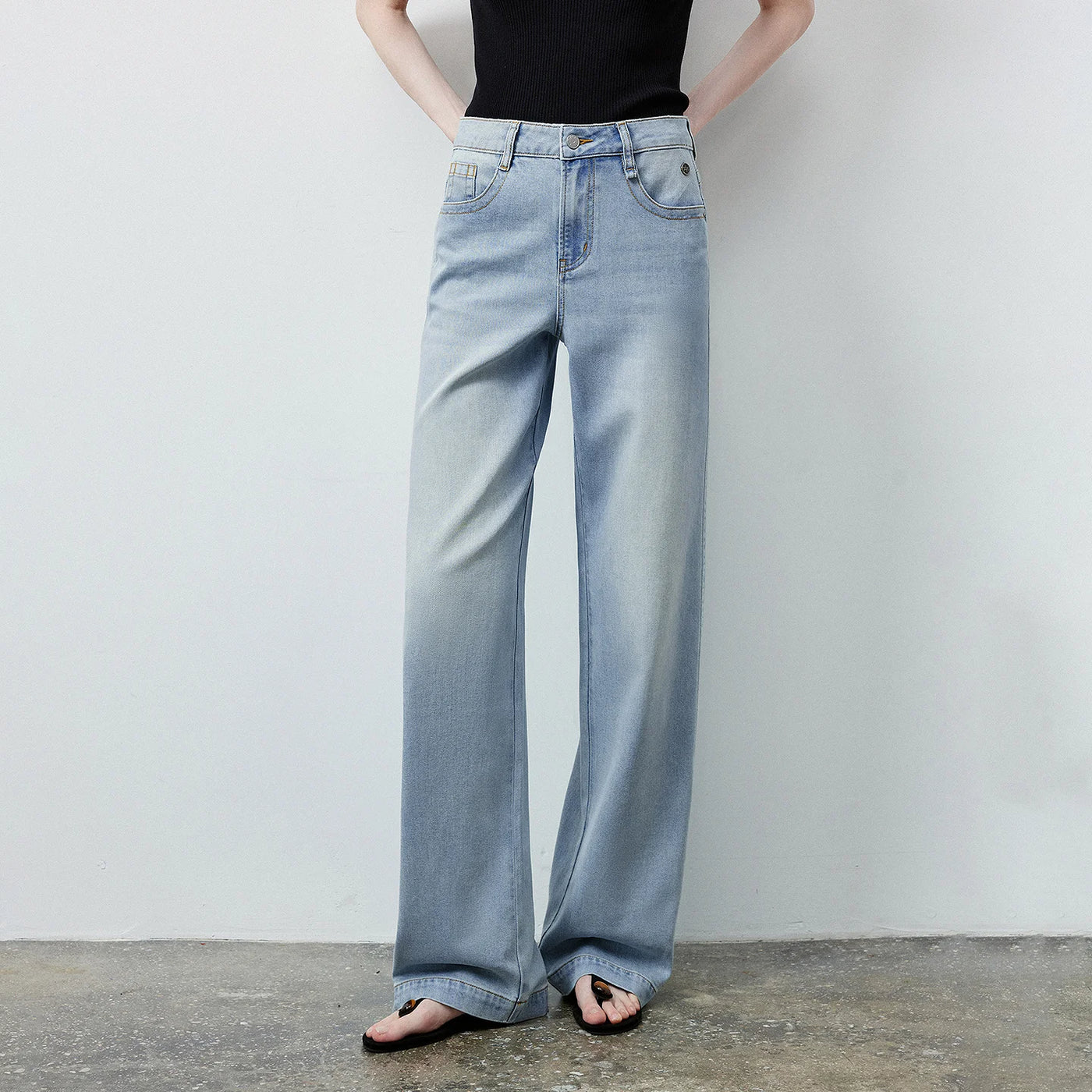 Calça Jeans Feminina Wide Leg Cintura Baixa com Liocel
