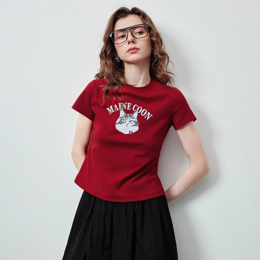 Camiseta Feminina Slim com Estampa de Gato Retrô