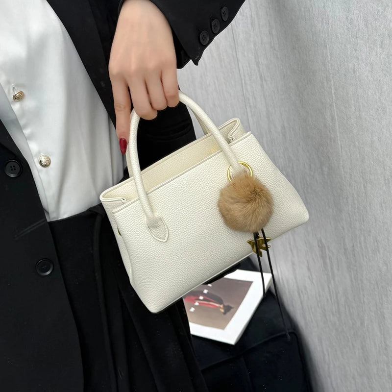 Bolsa Pequena de Mão Feminina em PU Couro Sintético com Alça Transversal